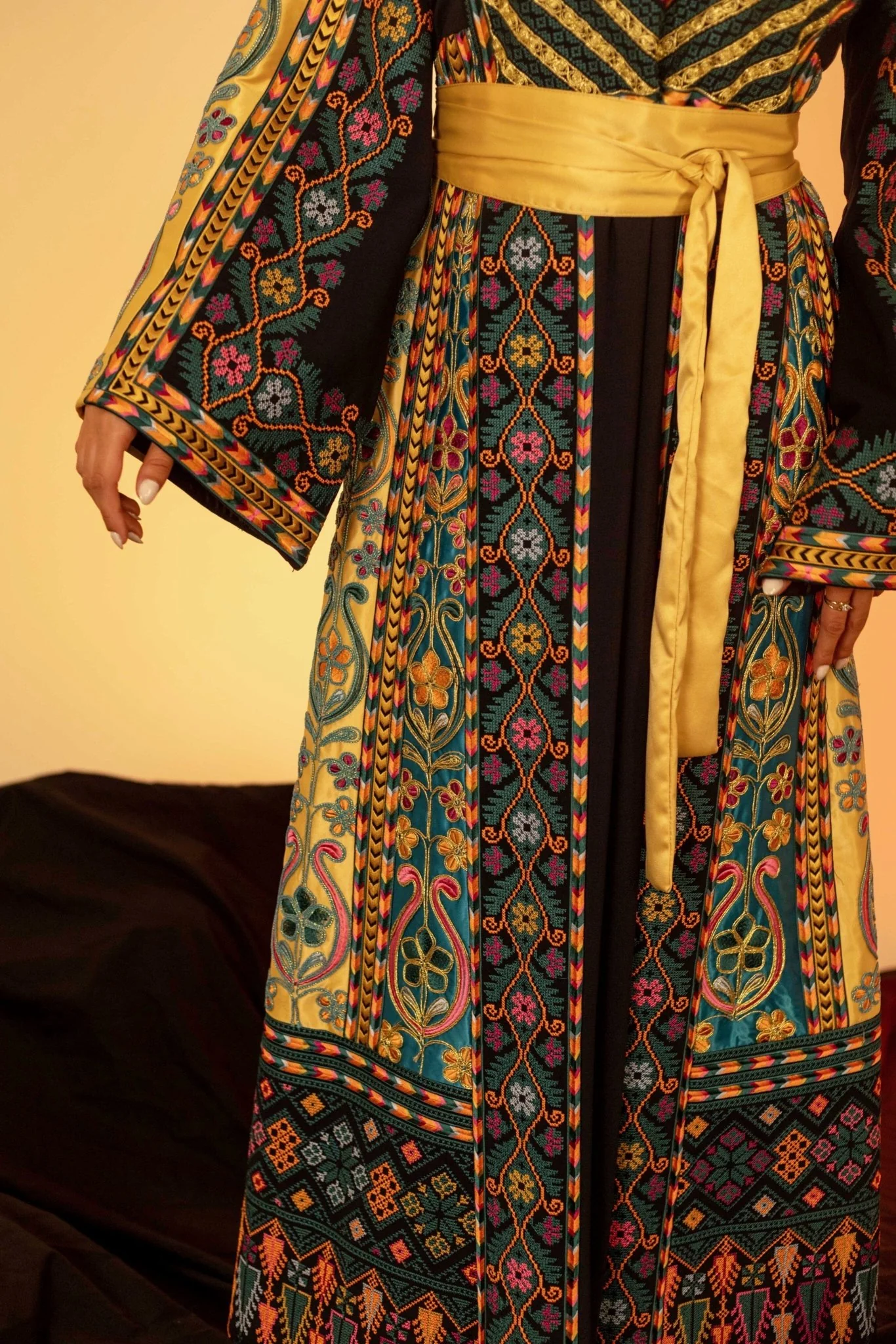 Navy and Gold Traditional Palestinian Thobe - Image 5