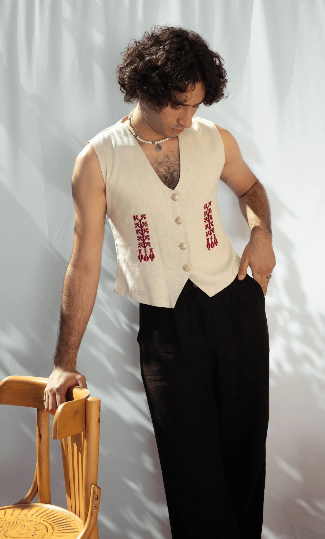 The Qowar Vest قوار - Image 8